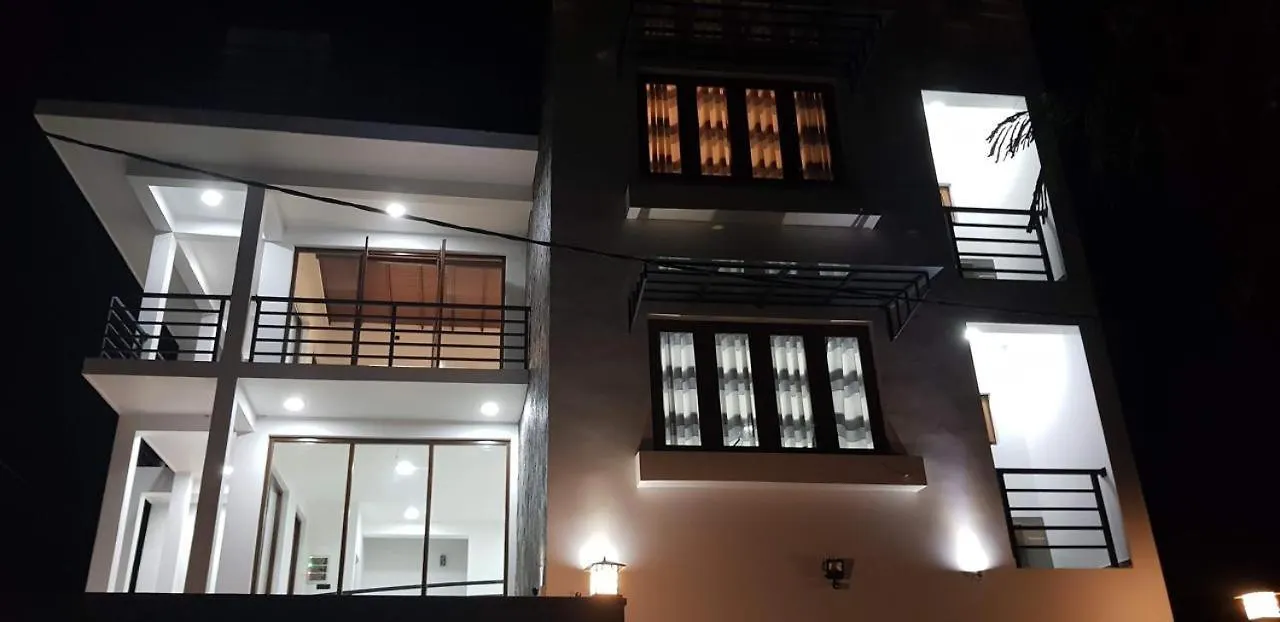 Gateway Terrace Bed & Breakfast Seeduwa 0*,  Sri Lanka