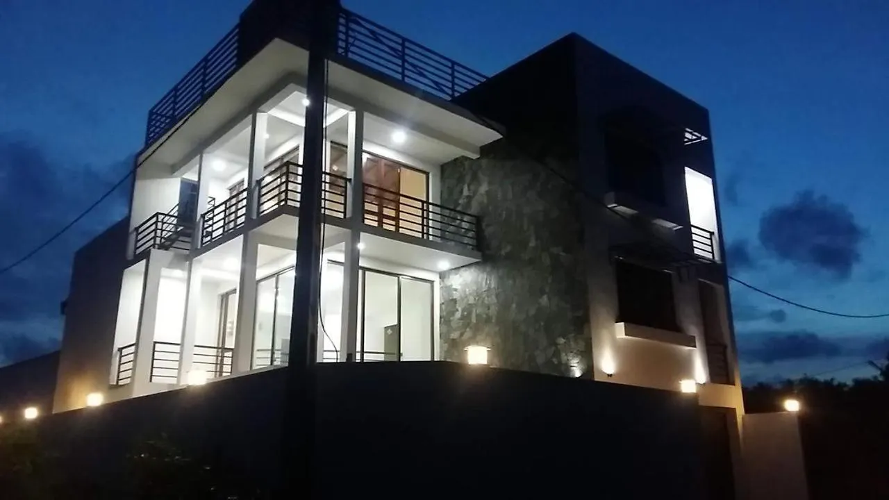 Gateway Terrace Bed & Breakfast Seeduwa